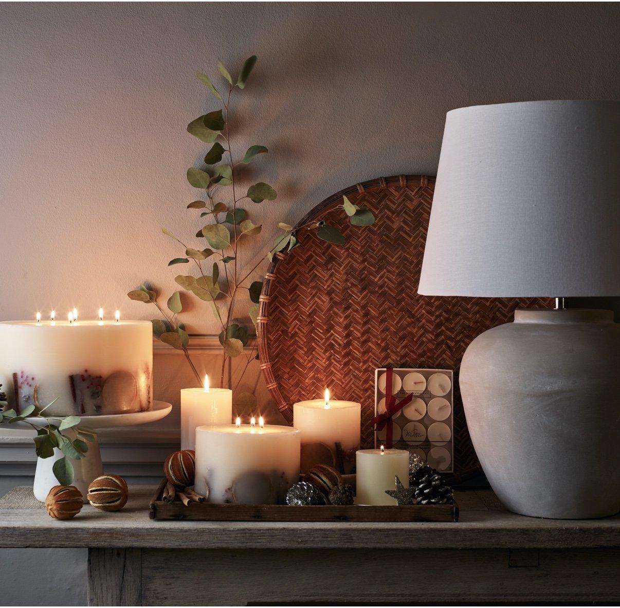 winter signature candle