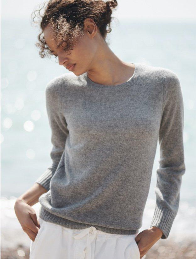 cashmere roll neck sweater