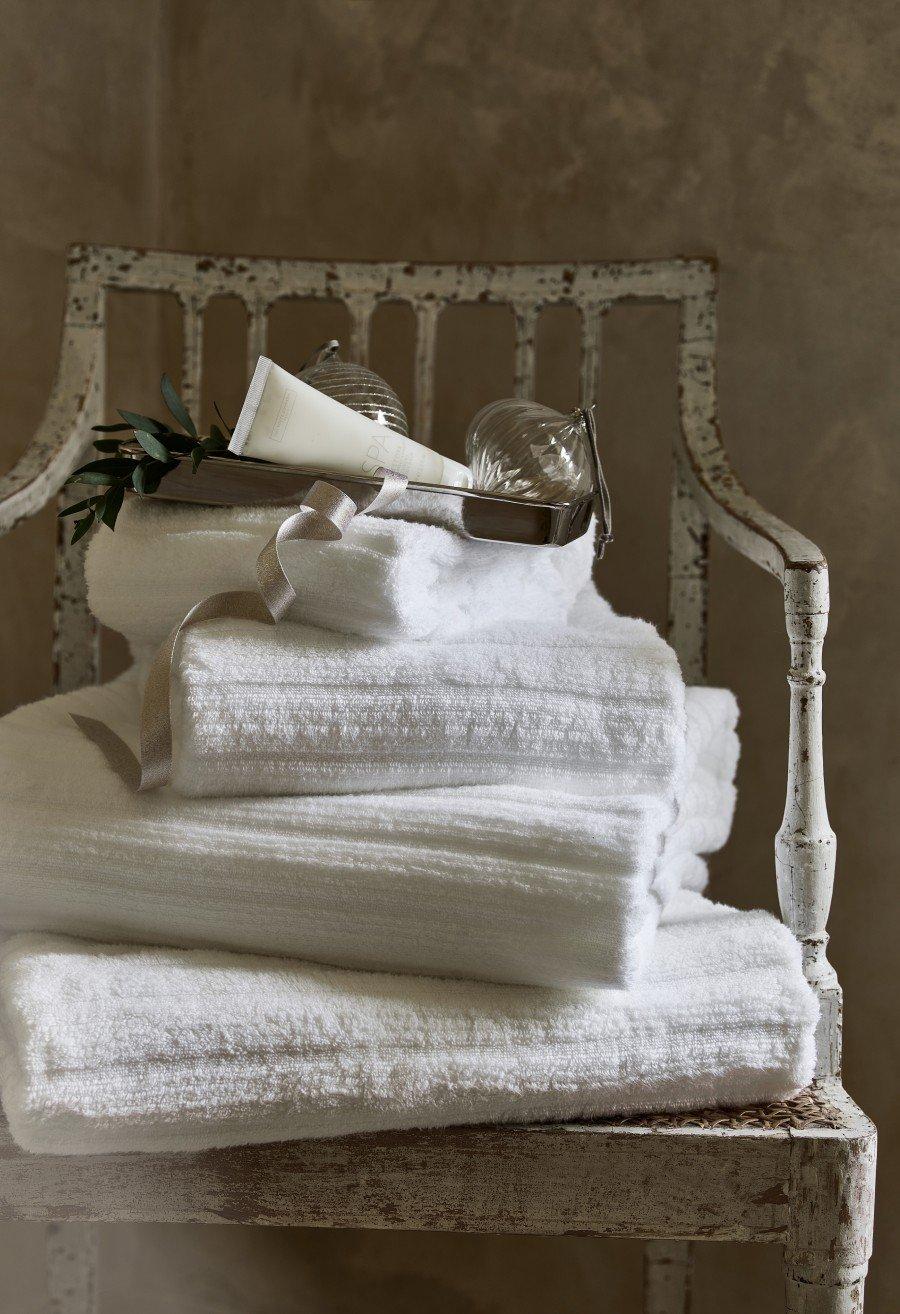 shop beauty and spa
