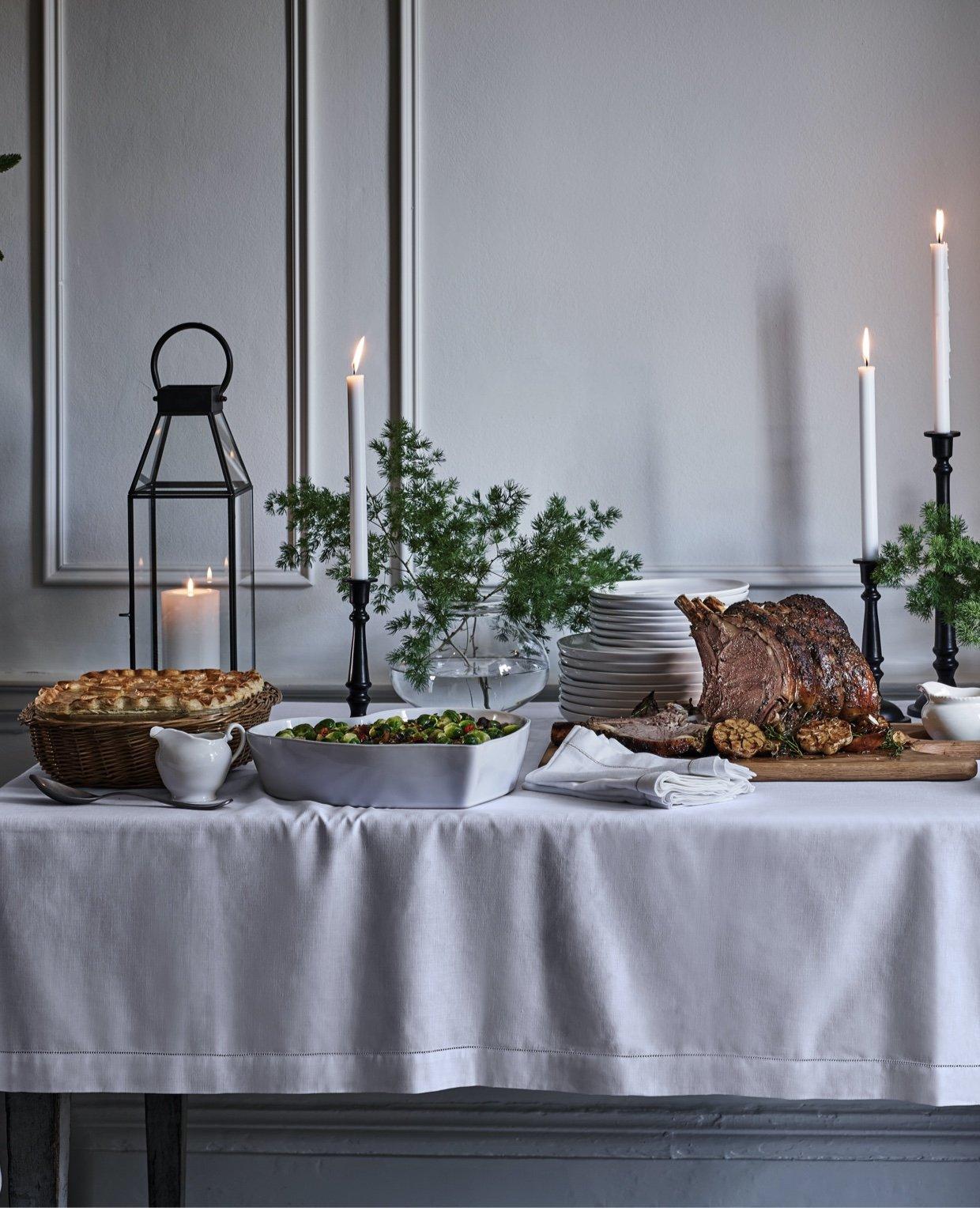 large glass and willow oven dish