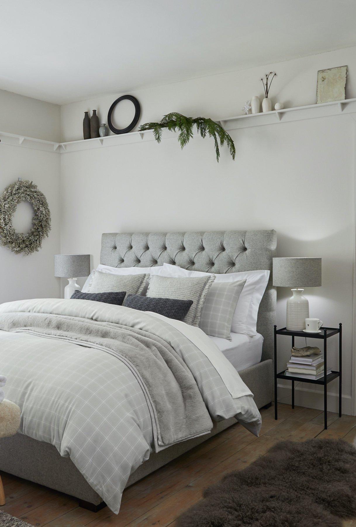 pembroke bed linen collection
