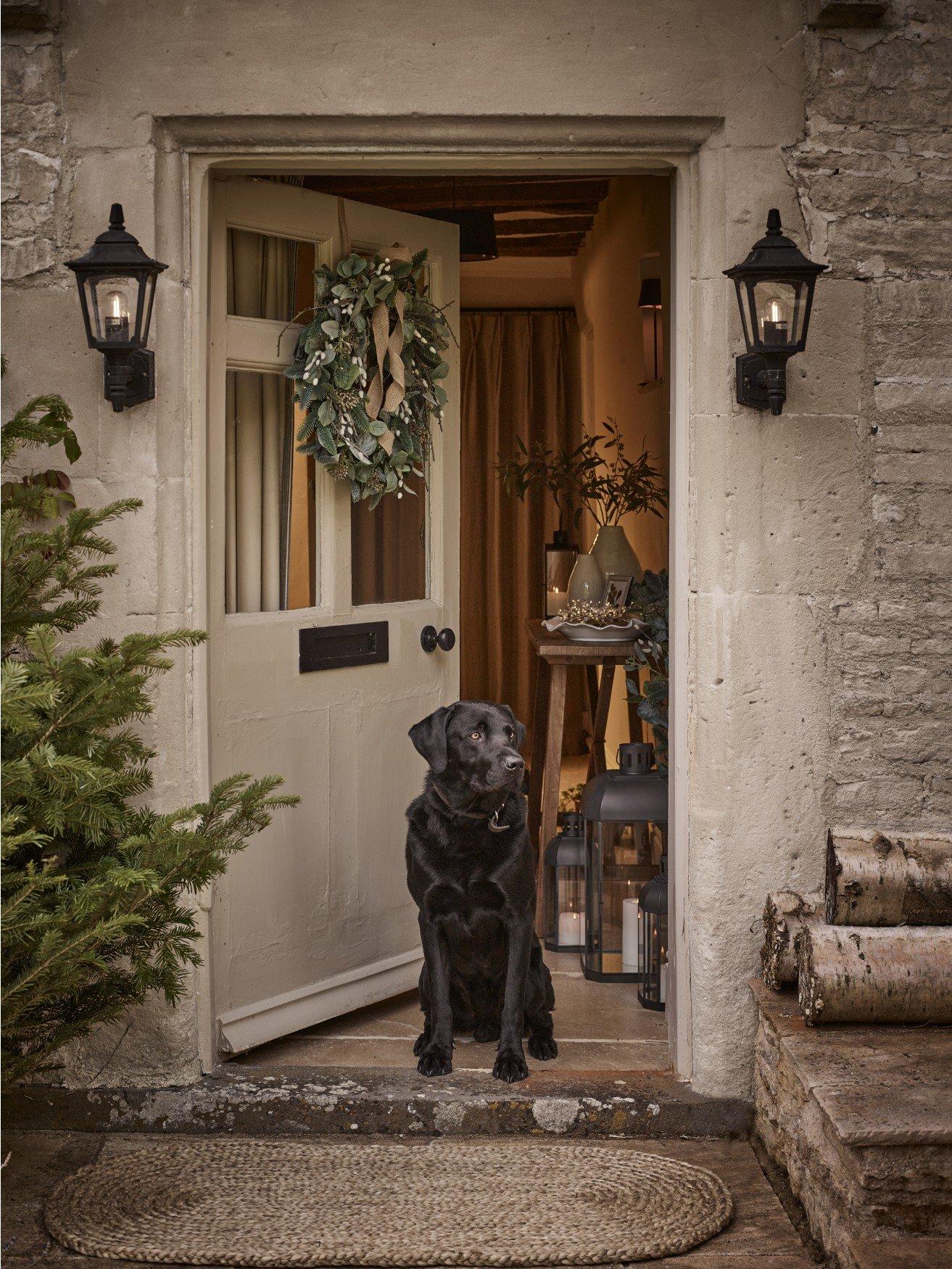 Pre Lit Foraged Winter Wreath – 60cm