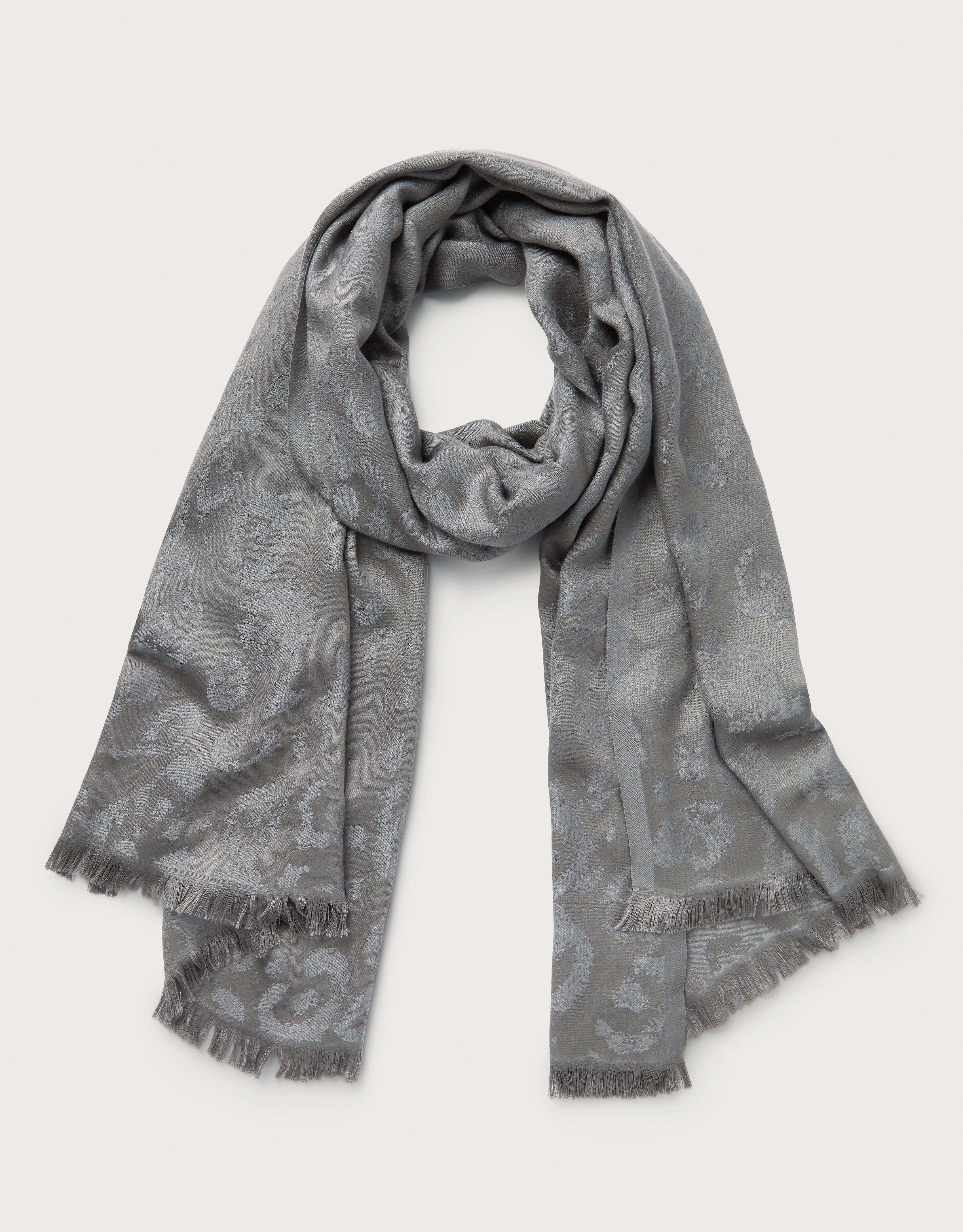 leopard-jacquard-wool-long-scarf