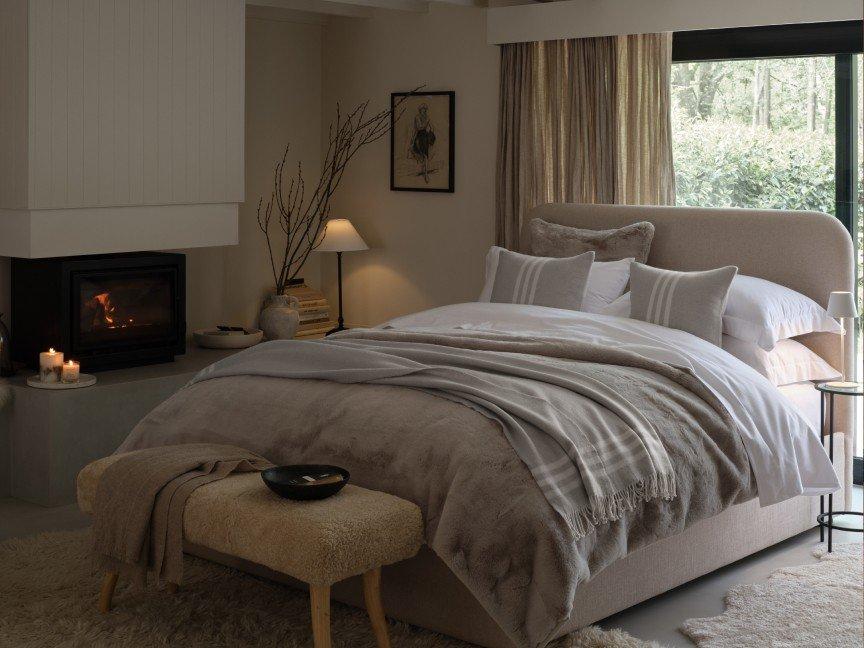 read and shop cosy bedrooms nostalgia