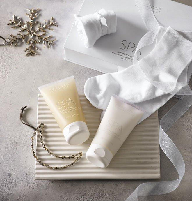 spa peppermint foot gift set