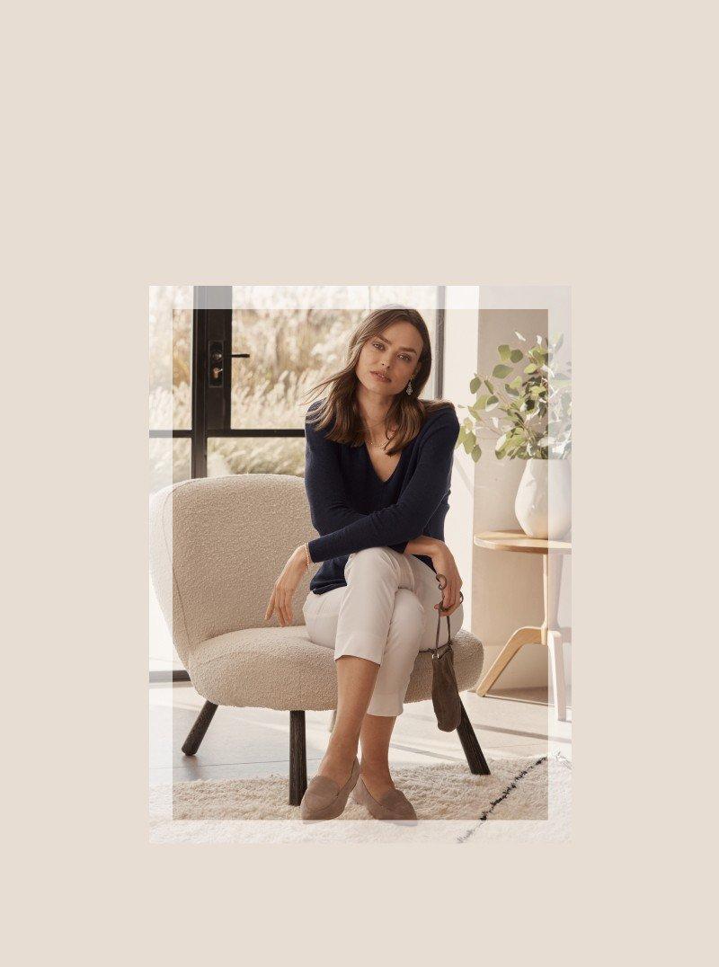 oversized linen-rich v-neck jumper