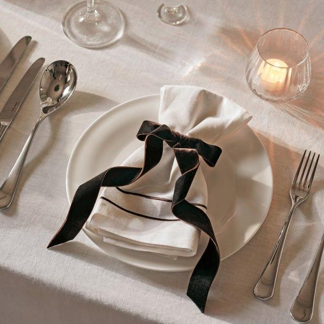 Chocolate velvet napkin bows