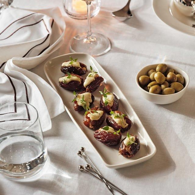 Burnham serving set