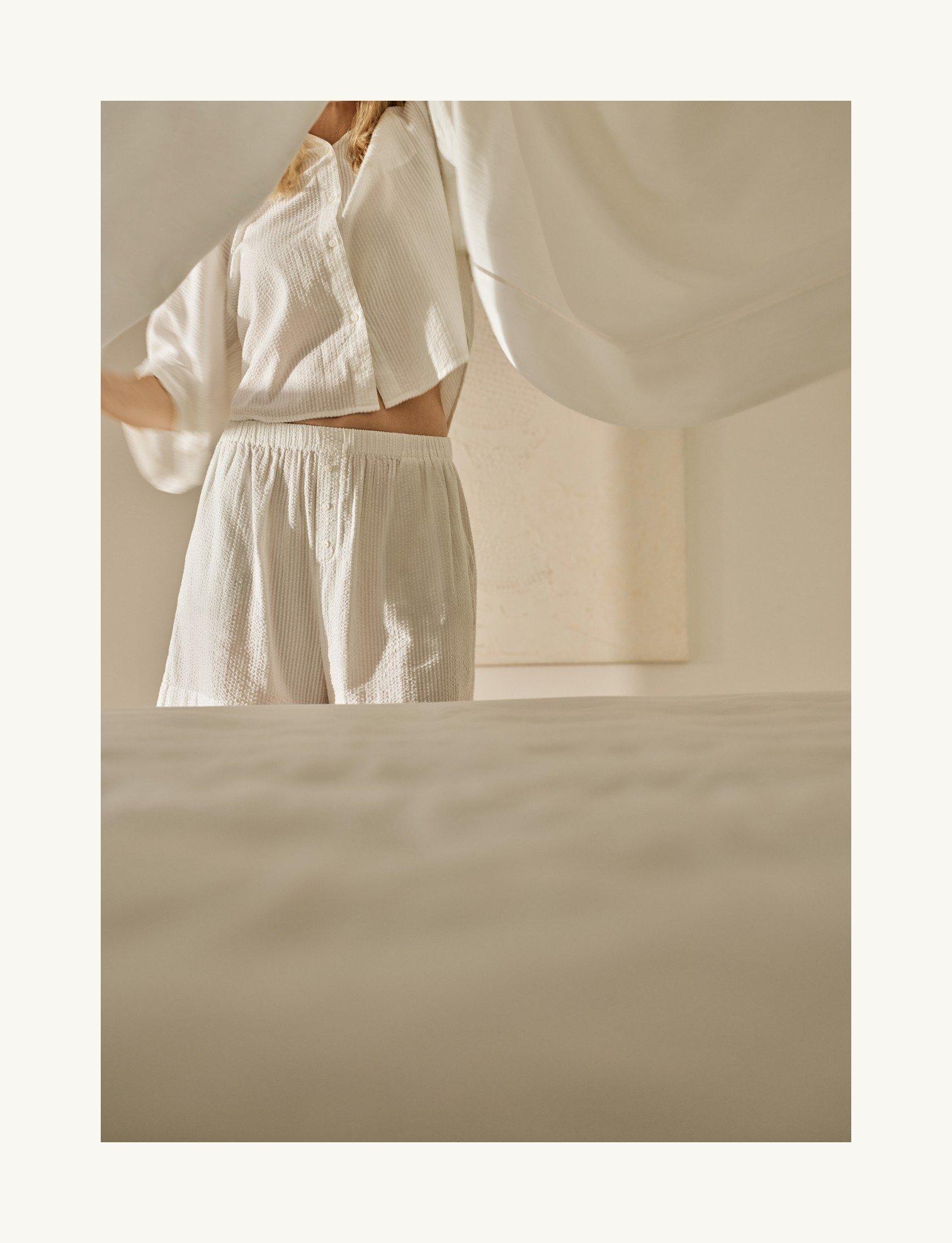 how to make a bed the right way