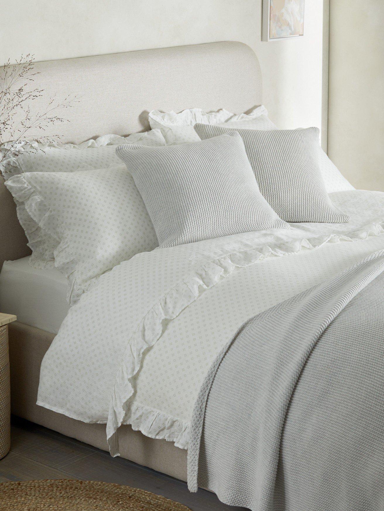 how to make a bed the right way