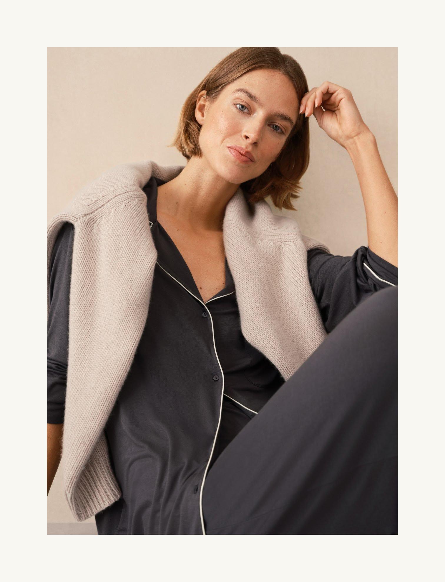 woman wearing pyjamas