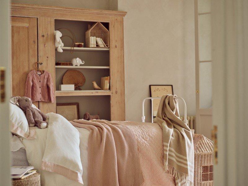 White company sale childrens furniture