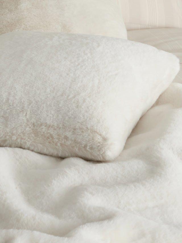 Super Soft Faux Fur Cushion