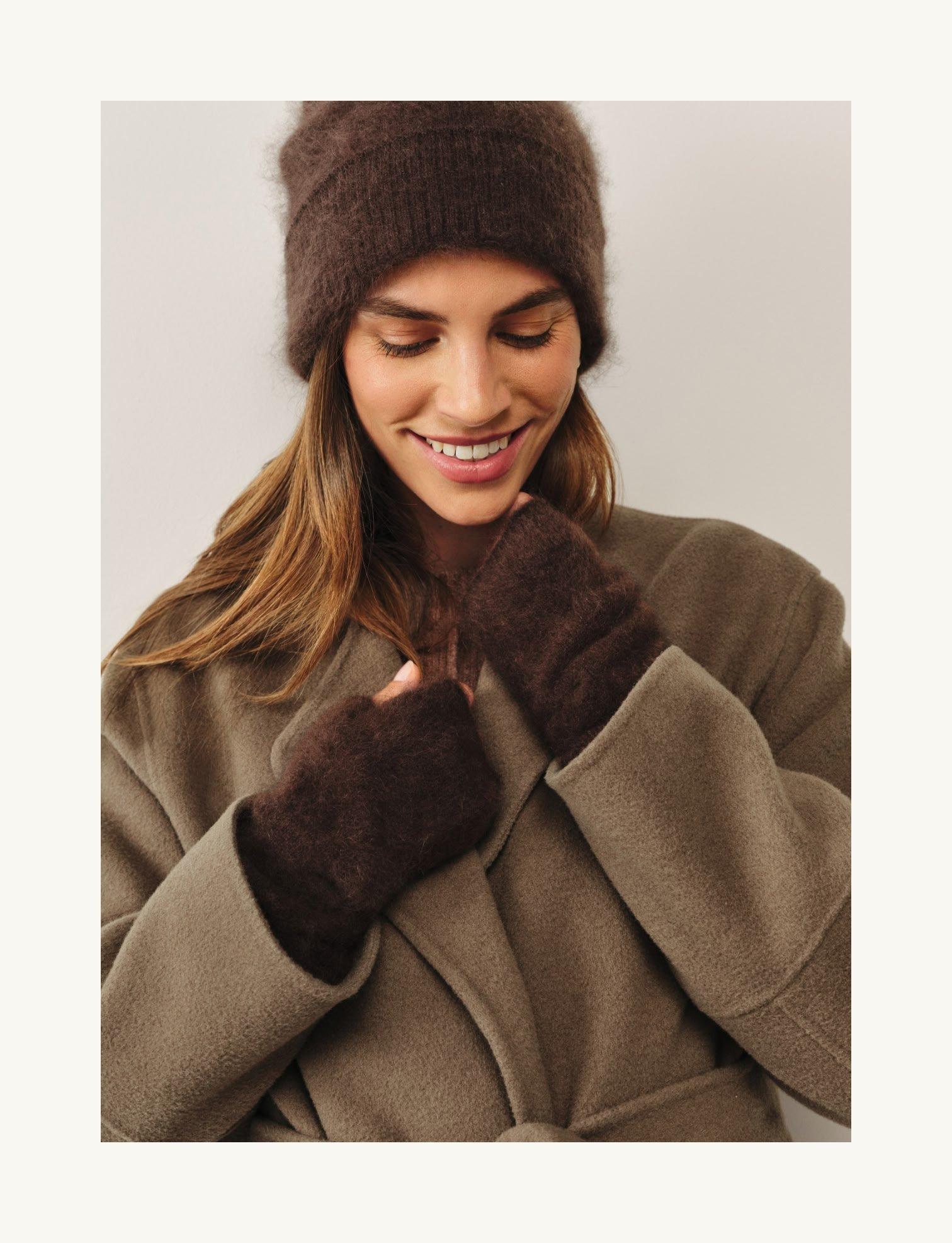 gift the feeling the hug on winter layers