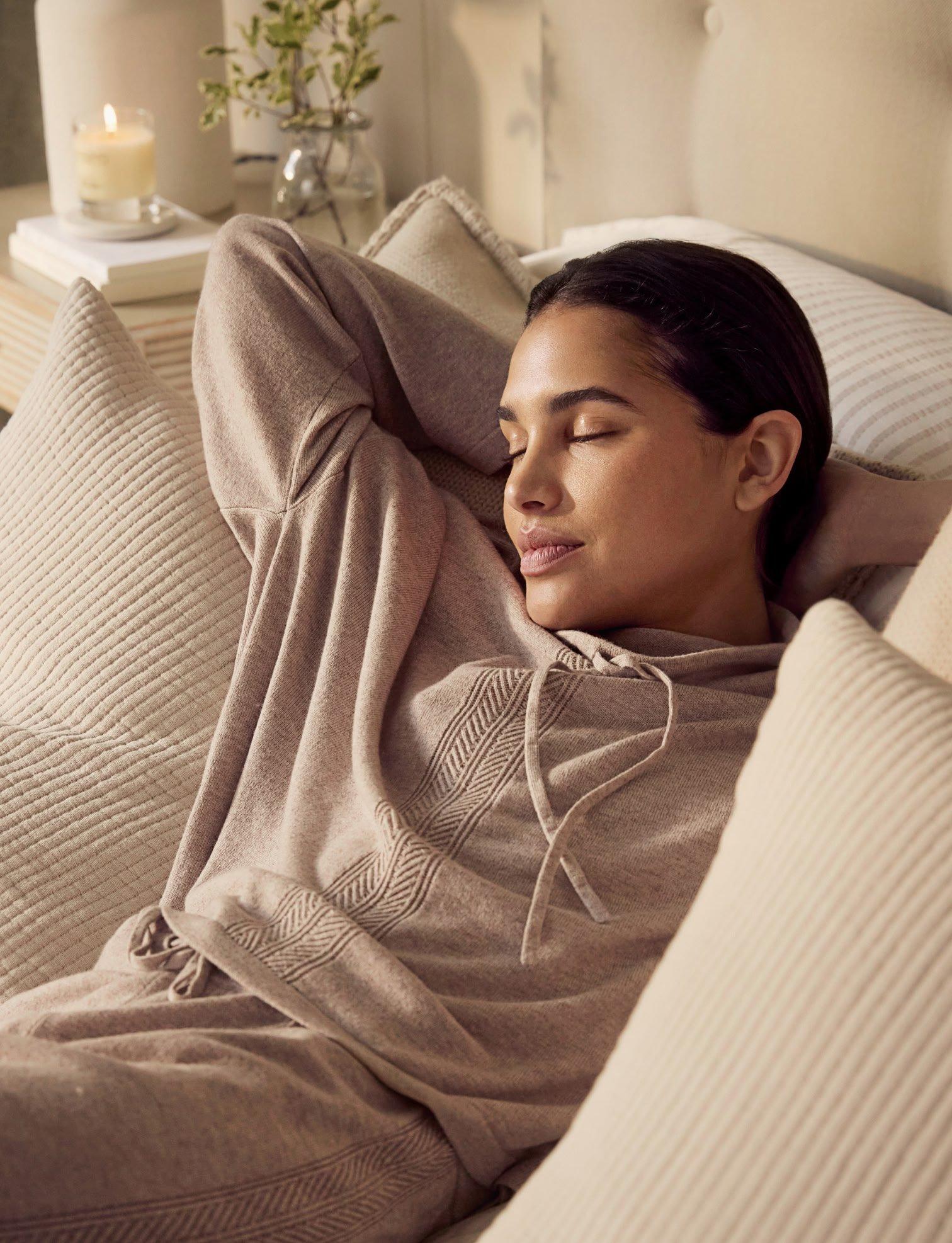 gift the feeling the hug on winter layers