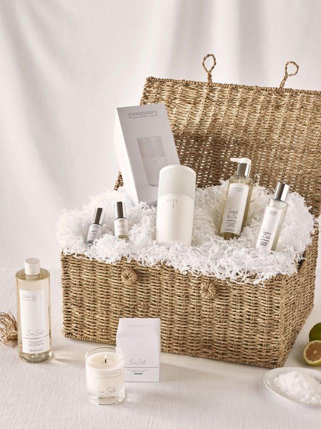 luxury signature gift hamper