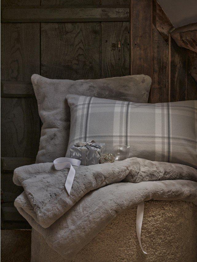 Powys Classic Pillowcase