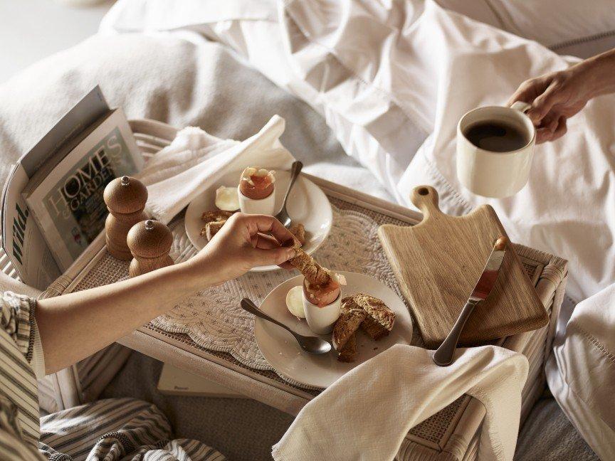 read and shop breakfast in bed