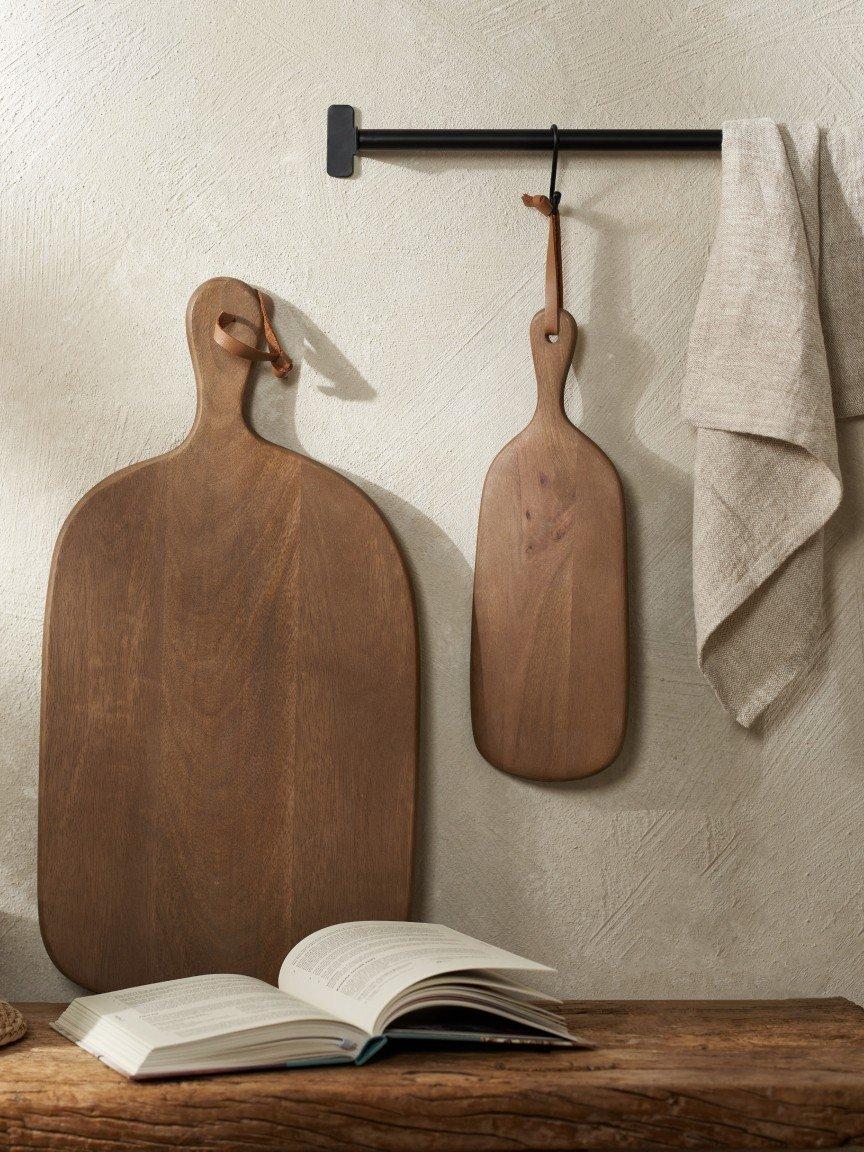 read simple pleasures a versatile chopping board