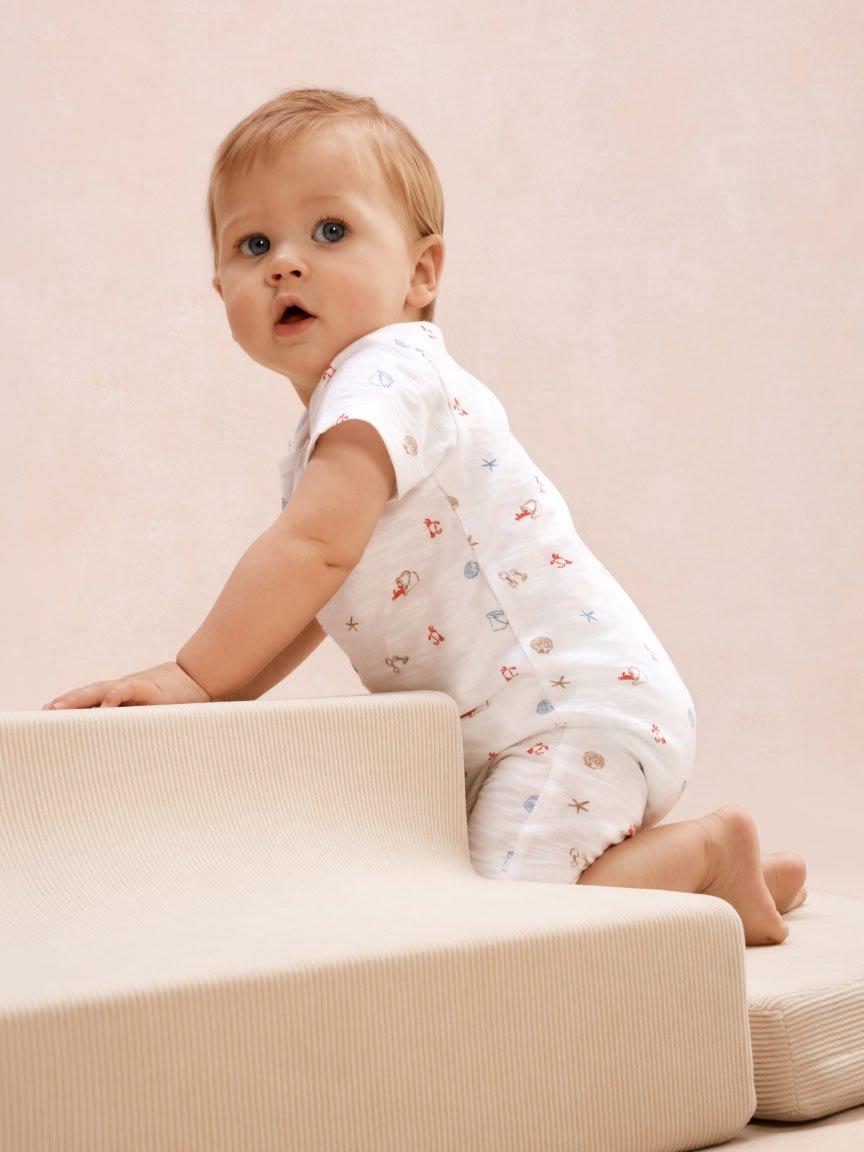 how to choose a new baby gift