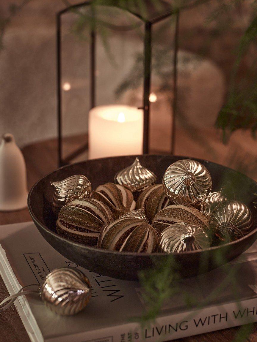 simple pleasures christmas decorations