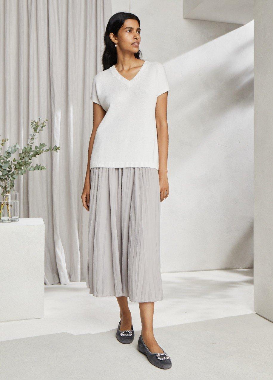 knitted v-neck tank with cashmere