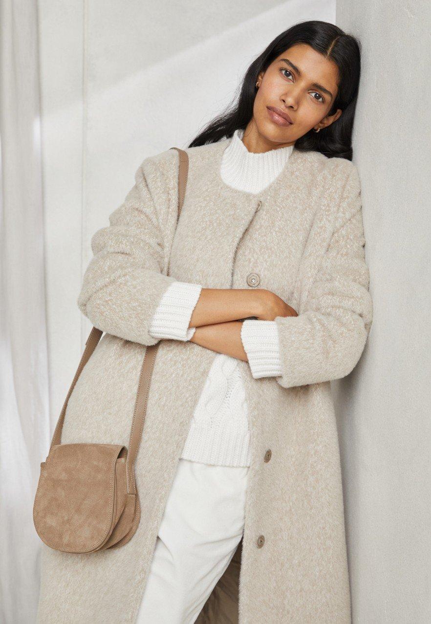 collarless super-soft coat