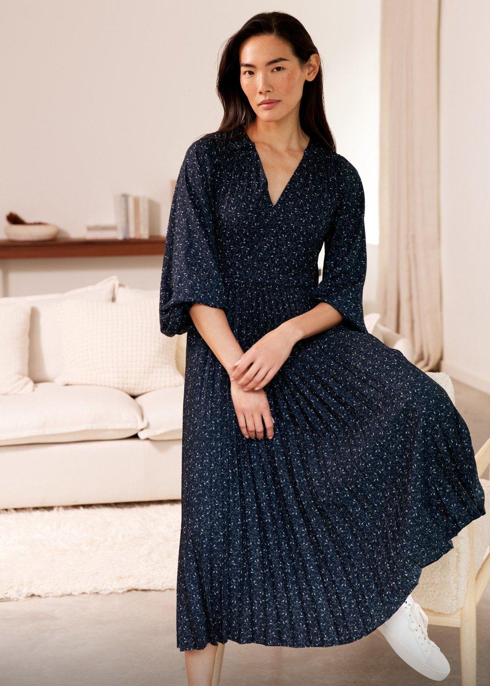 printed pleated midi dress