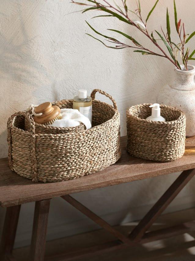 bathroom accessories