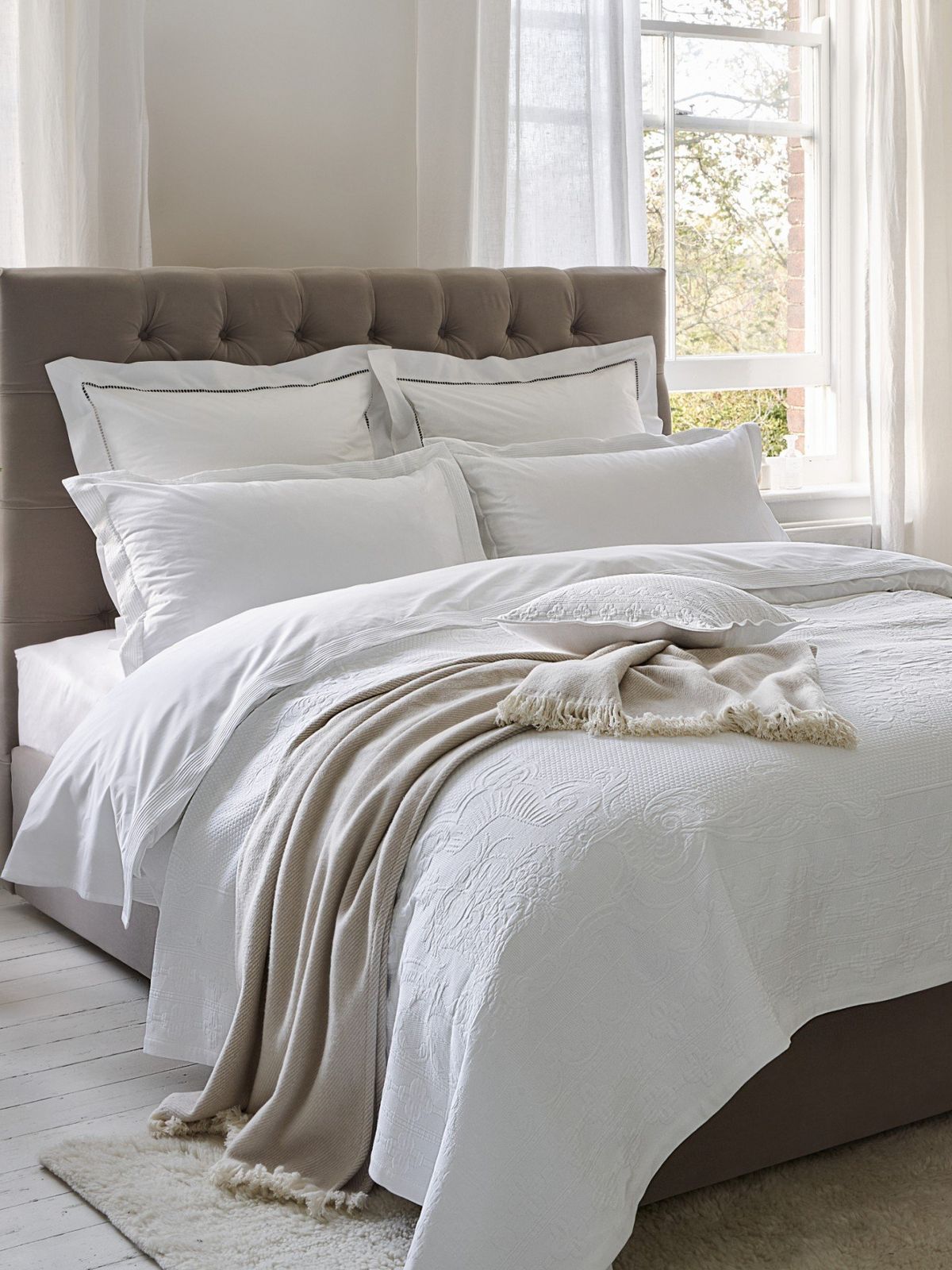The White Company  Luxury Clothing, Homeware and Gifts