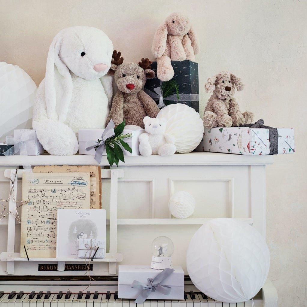 the white company baby hamper