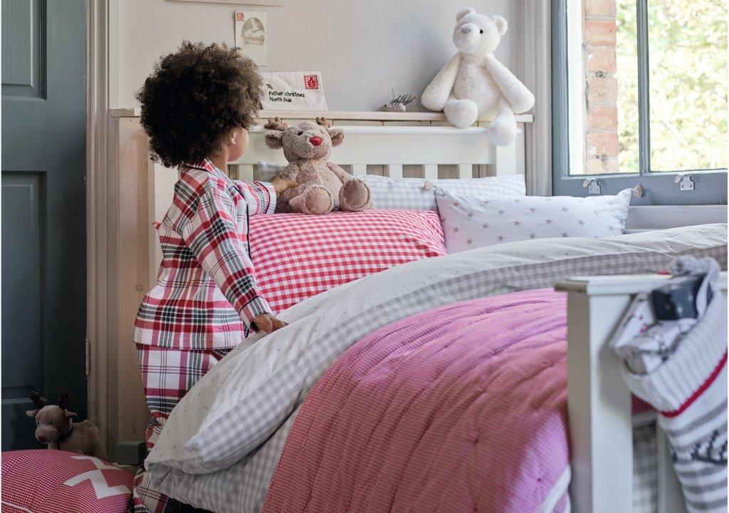 white company kids bed