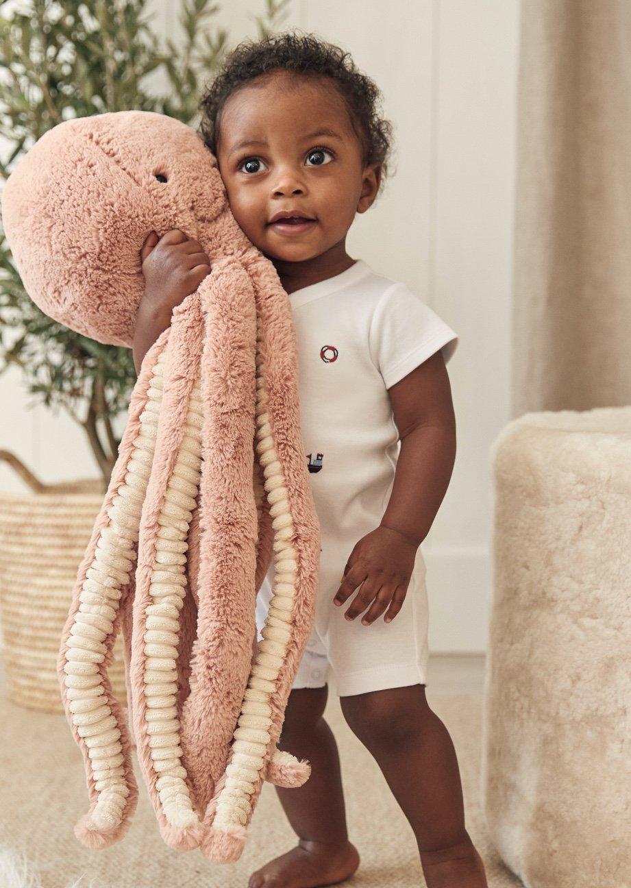 white company clothes uk