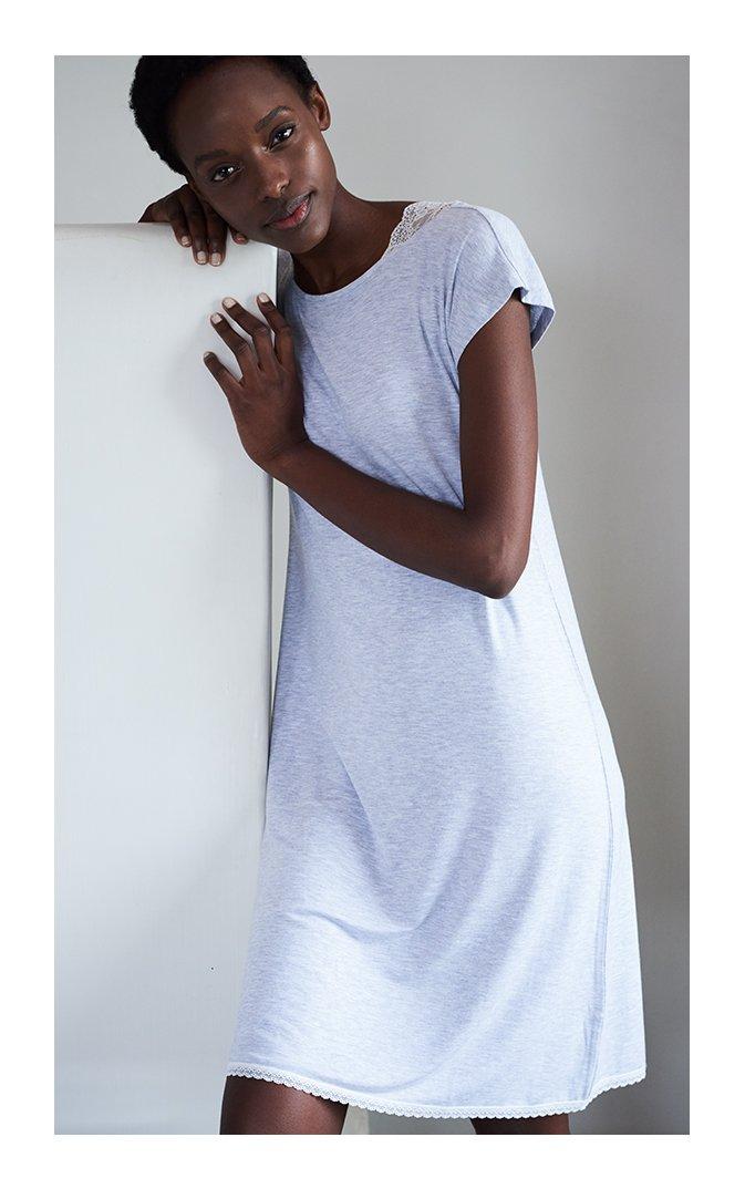 LACE SHOULDER NIGHTIE